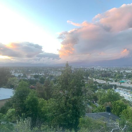 #Universal Apartment Los Angeles Ngoại thất bức ảnh