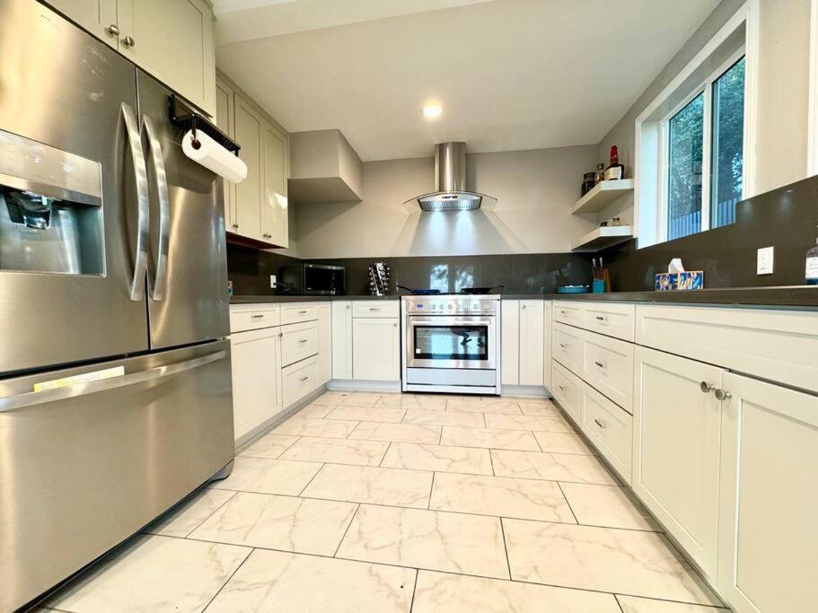 #Universal Apartment Los Angeles Ngoại thất bức ảnh